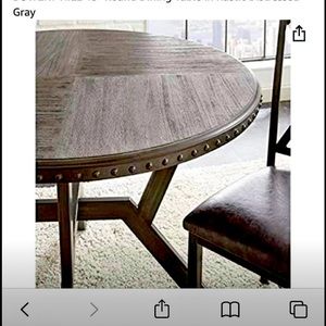 I’m selling a table
